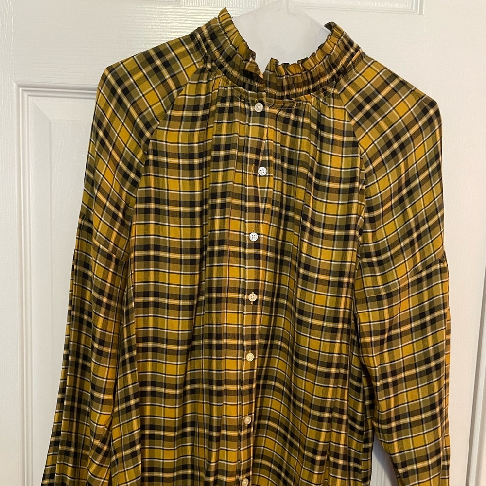 Loft lightweight plaid blouse size S. Like new!